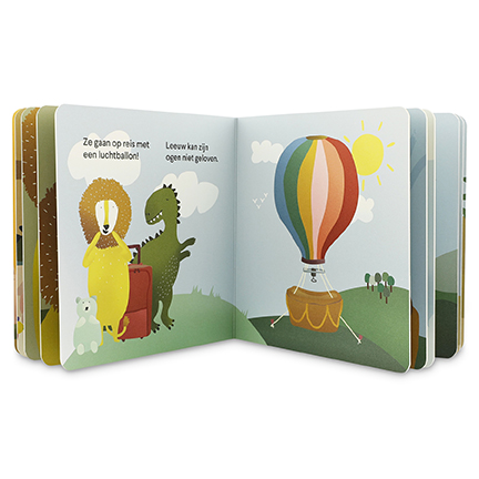 Storybook - Travelling with Dino and Lion NL